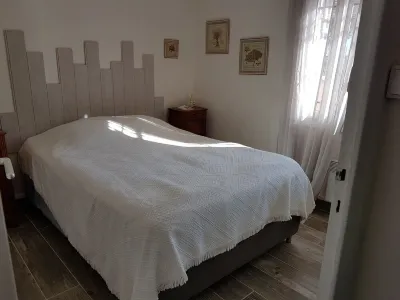 Loue T3, vue Mer, Proche Plage, Jardin Privatif Hotels near Jardinerie Sopavar