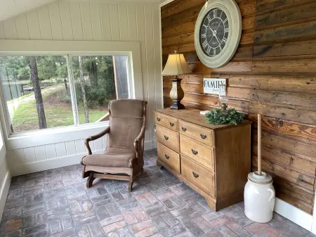 Juju's Pond House on Smith Pond