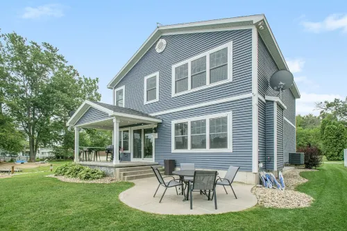 The Heron House @Waldron Lake Hotels in Noble County