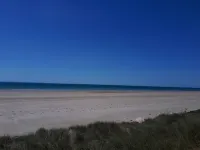 LES OYATS 2 STEPS FROM THE BEACH