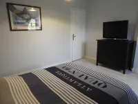 House 100m from the beach 200m from the center Hotels in Saint-Vaast-la-Hougue