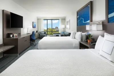 Courtyard by Marriott Boston Cambridge Hotels near Boston University