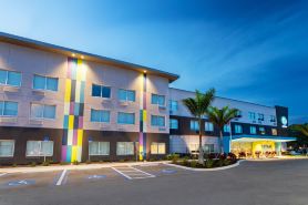 Tru by Hilton Bradenton I-75