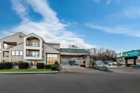 Quality Inn & Suites at Dollywood Lane Các khách sạn ở Pigeon Forge