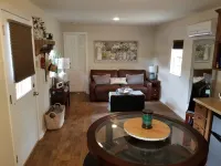 Cabin for two on 160 Acres,less than 20 min from Choctaw Casino Durant OK