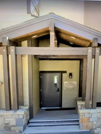 Year round fun luxury location steps to Village, close to all outdoor activities