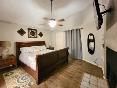 Romantic Get-Away Located Central to Shopping, Dining & Entertainment! Hotels near Half Price Books