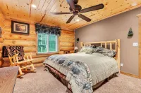 Big Bear Lodge: Private 7BR Hot Tub, Sauna, Fast WIFI, mountain cabin Park City