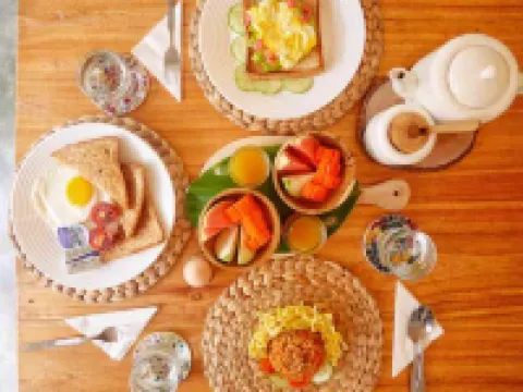 Betah Homestay Banyuwangi Hotels in Giri