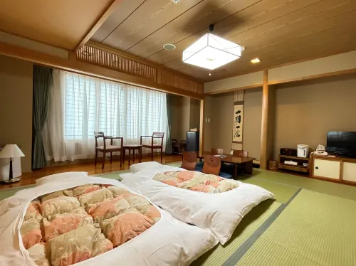 Mutsu Park Hotel Hotel di Mutsu