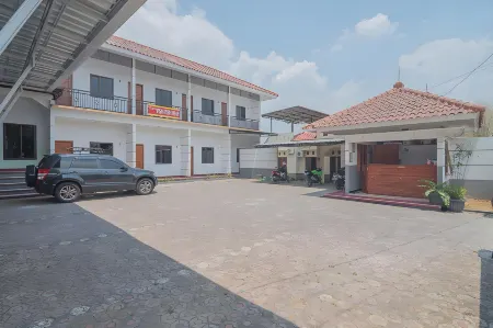 RedDoorz Plus Near Rsud Majalengka