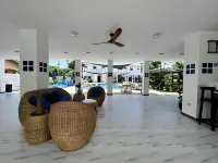 Squares Beachside Apartments