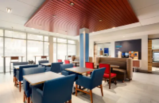 Holiday Inn Express & Suites Hayward - Castro Valley by IHG