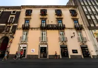 RG7 Apartments Hôtels à : Catania City Center