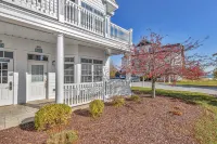 The Cottage - Newly Renovated Beachfront Condo on Lake Michigan