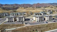 Happy House Neighboring Nature charming Colorado Springs with AC, WiFi