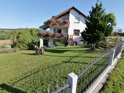 Family-friendly 3-star vacation apartment (85sqm) - with a beautiful view