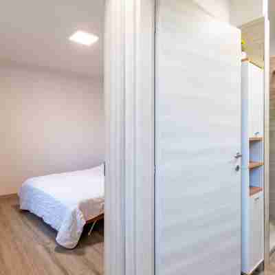 Crosina Rooms