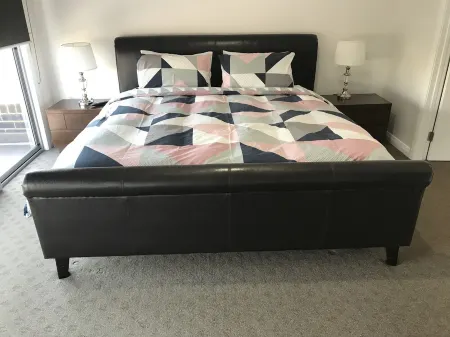 Amaroo by the Lake Отели в г. Кобрам