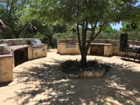 Wonderful Lake Travis Villa with some of the best views on the lake-The Hollows