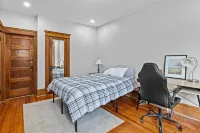 Beautiful green door brownstone Hotels in 
