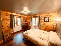 Lodges on Loch Ness
