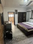 LaRosa Executive Guest House