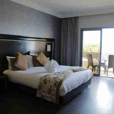 Hotel Suisse Rooms
