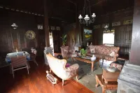 Joglo Java Hotel di Boja