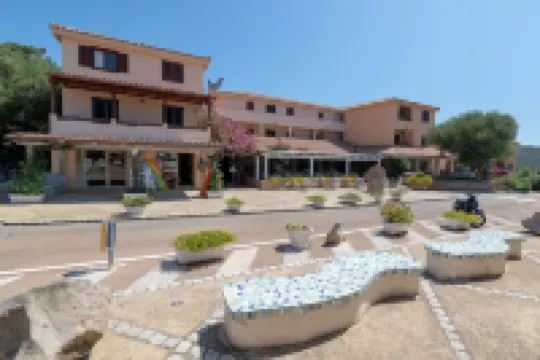 Baia de Bahas Residence Отели в г. 
