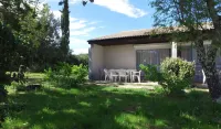 VVF Méjannes Gard Hôtels à : Barjac