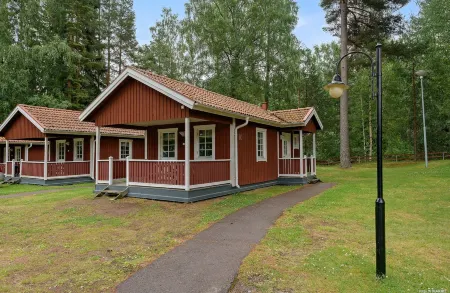 First Camp Mellsta-Borlänge Отели в г. Фалун