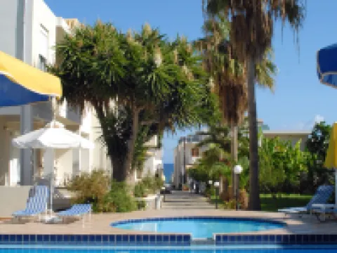 Evilion Hotel โรงแรมในStalos