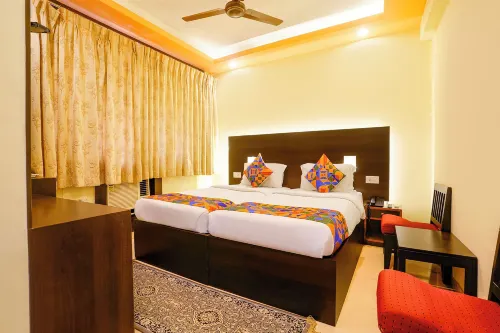 FabHotel Manoshanti - Nr. Big Daddy Casino