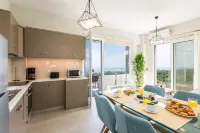 Vigla Suites - Mountain view