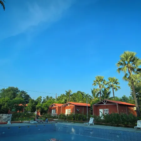 T R Farm  Resorts
