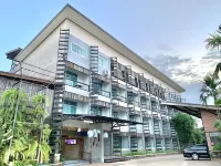 Hug Sakonnakhon Hotels near Big C Sakon Nakhon