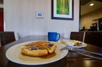 Inn at Hunters Run - servizio colazione