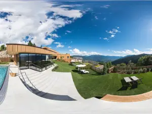 Tratterhof Mountain Sky Hotel