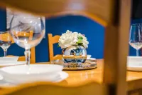 Empire Fleetwood Apartments - Windsor Terrace Hotels in Fleetwood