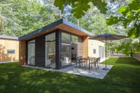 Modern Lodge with Dishwasher, Near Helmond