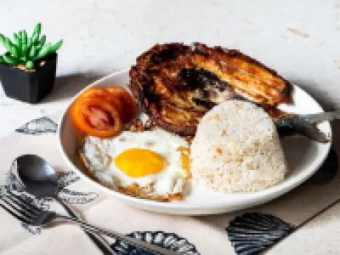 เอฟบี ดอร์มิเทล สวีทส์ โรงแรมในคากายันเดโอโร