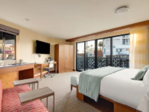 Cormorant Boutique Hotel Hotels near Scripps Institute of Oceanography Coastal Reserve