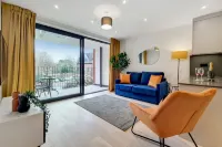 Deluxe Harrow Wembley Apartment Hotels near Harrow School