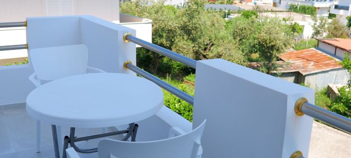 Lux Apartments Hotels in Ksamil