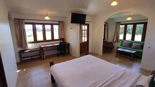 ห้องซูพีเรียร์ เตียงใหญ่ 1 เตียง