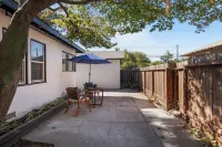 Serene and Stylish Getaway - Modesto, CA