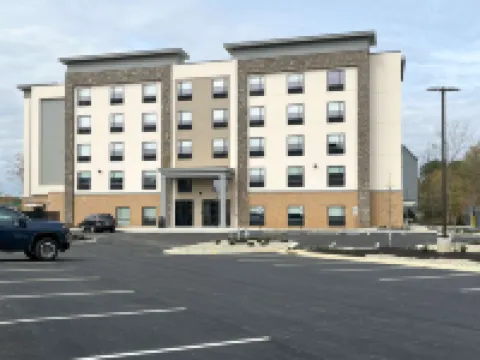 Studio 6 Richmond, VA - Airport Hotels in Sandston