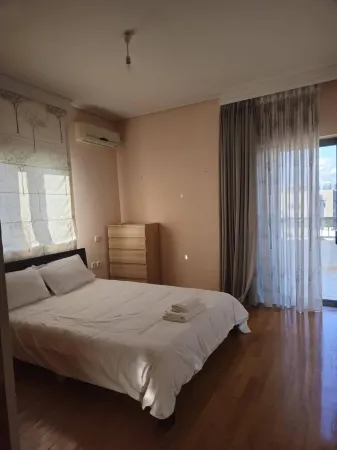 Penthouse at Trikala Town Отели рядом с достопримечательностью «The Mill of the Elves»