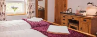 The Little Crown Inn Hotel a Pontypool